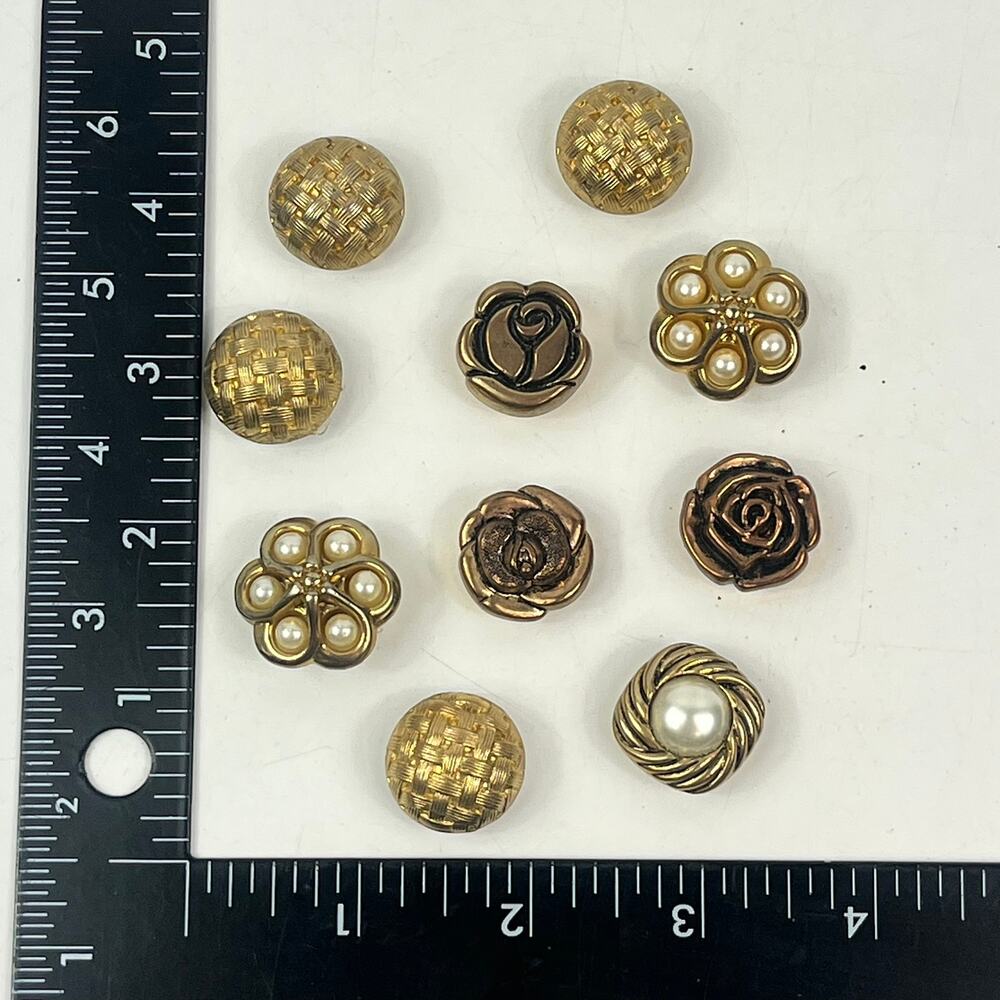 Vintage Gold Tone Metal Shank Button Lot 10 Floral Pearl Rose Basketweave Mix